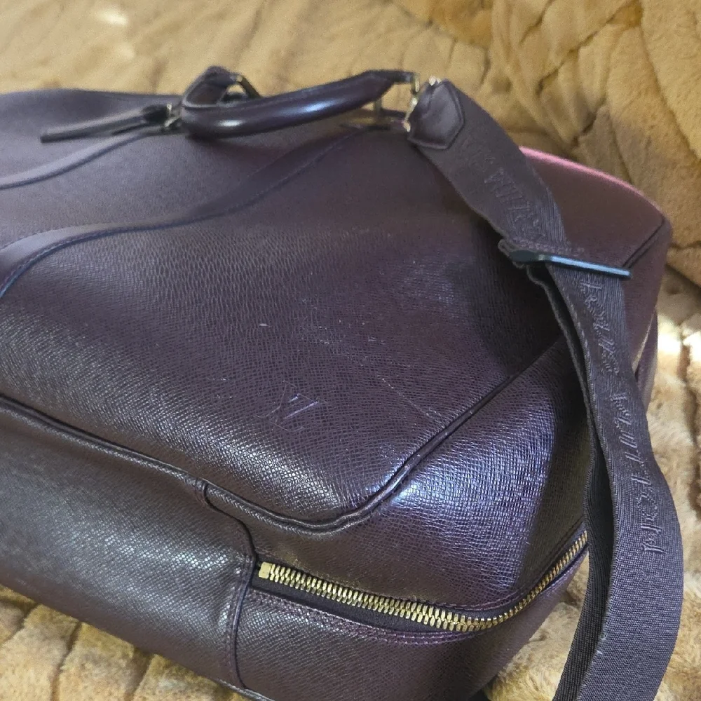 Louis Vuitton Helanga Taiga Luggage with garment bag